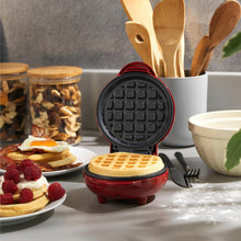 Load image into Gallery viewer, Giles &amp; Posner Mini Waffle Maker